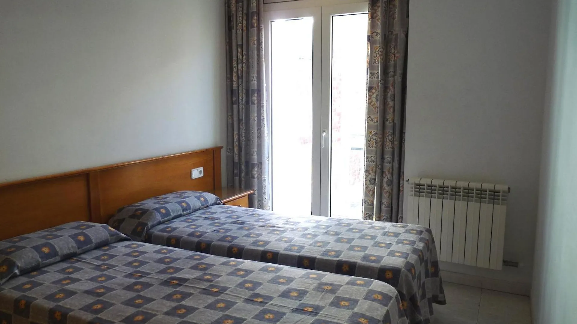 Apartment Apartaments Tropic Lloret de Mar