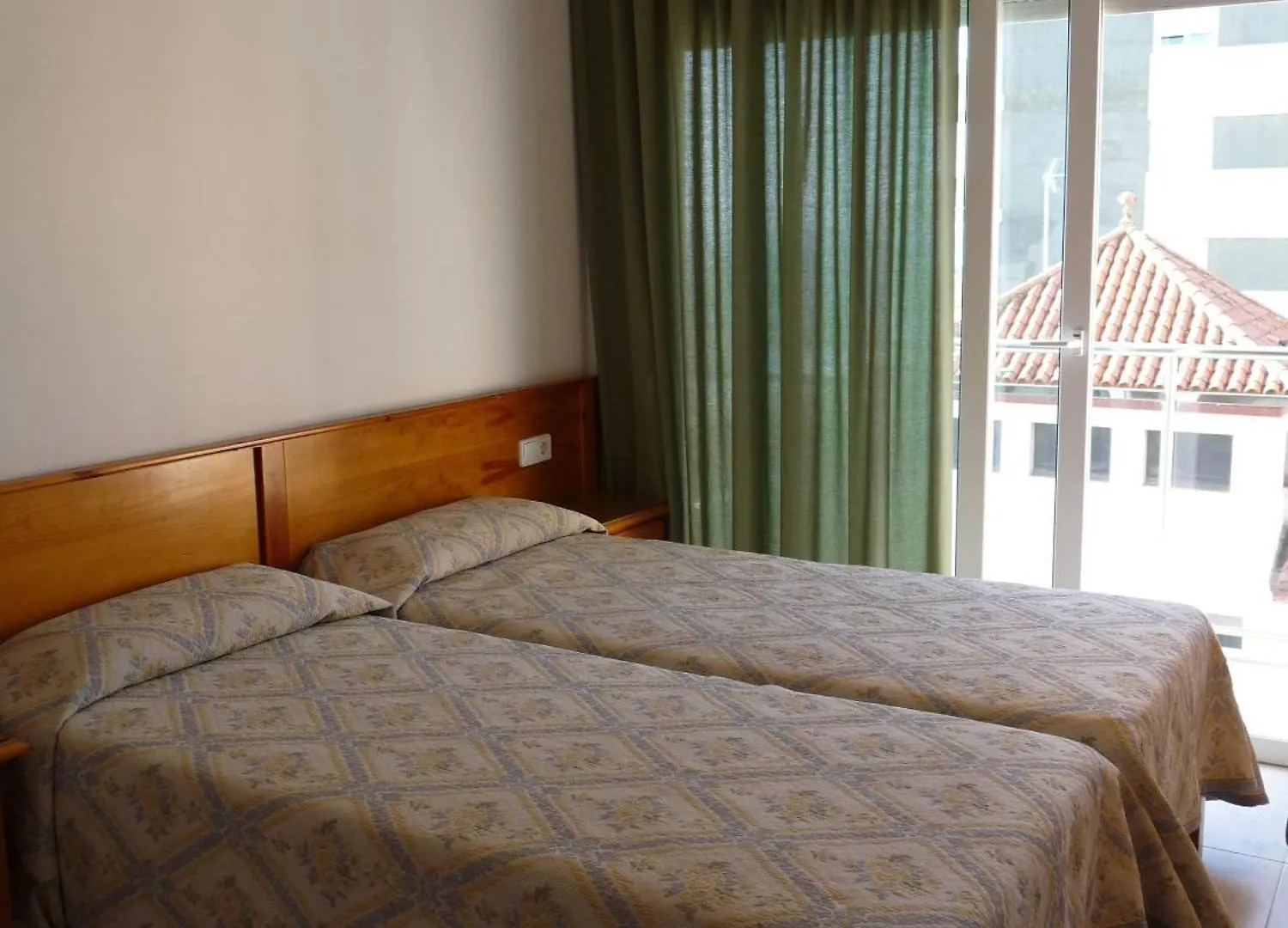 Apartaments Tropic Lloret de Mar Apartment